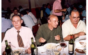 34 - En el restaurante Oasis - 2002